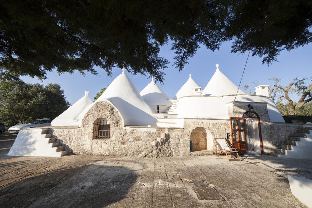 Trullo Degli Ulivi Villa Остуни Екстериор снимка