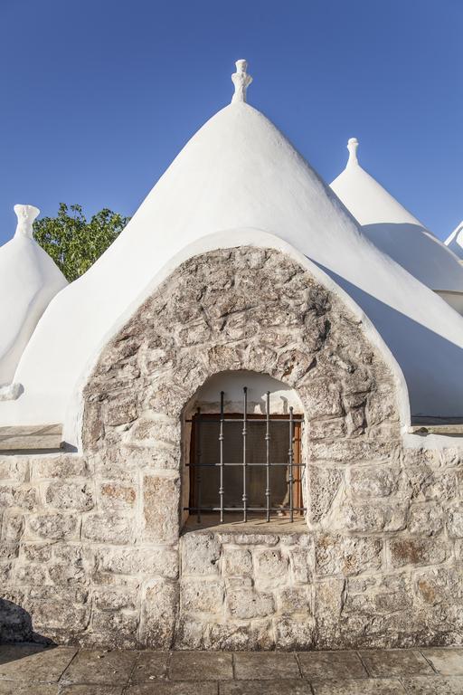 Trullo Degli Ulivi Villa Остуни Екстериор снимка