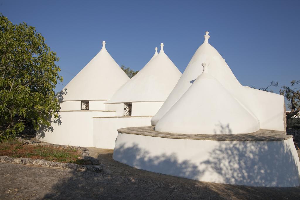 Trullo Degli Ulivi Villa Остуни Екстериор снимка