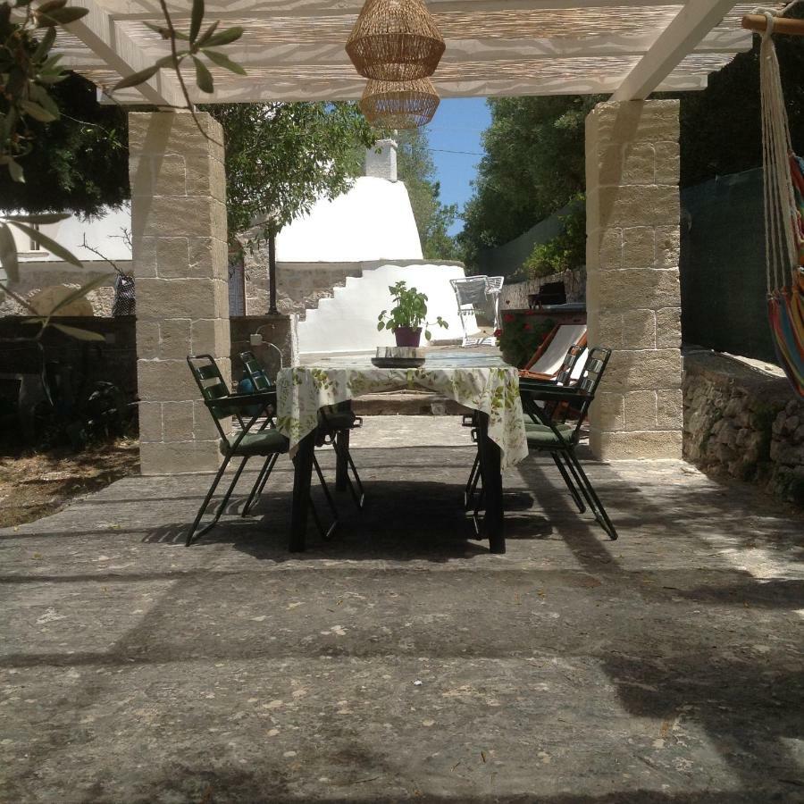Trullo Degli Ulivi Villa Остуни Екстериор снимка